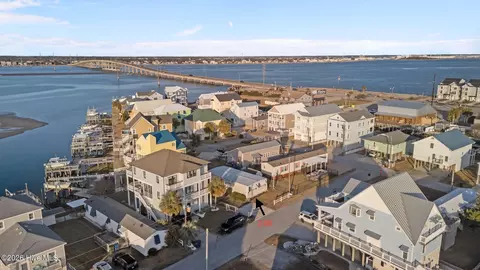 249 Moonlight Dr, Atlantic Beach, NC 28512 photo 17