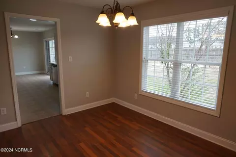 Dining - 407 Sundown Ct, Hubert, NC 28539 photo 1 of 1