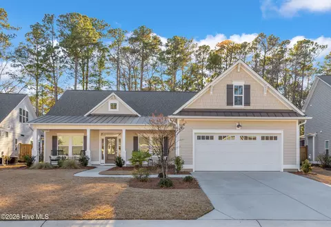 452 Beaumont Oaks Dr, Wilmington, NC 28411
