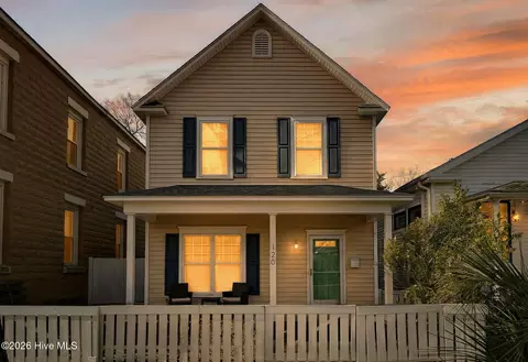 120 S 9th St, Wilmington, NC 28401