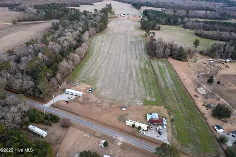 852 Bug Hill Rd, Nakina, NC 28455