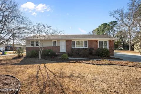 309 Woodhaven Dr, Havelock, NC 28532