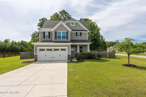 206 Cheswick Dr, Holly Ridge, NC 28445