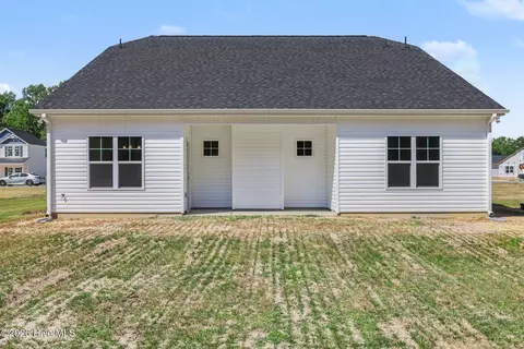 Exterior - 213 Yardley Dr, Smithfield, NC 27577 photo 3 of 5