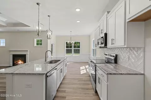 Kitchen - 213 Yardley Dr, Smithfield, NC 27577 photo 2 of 6