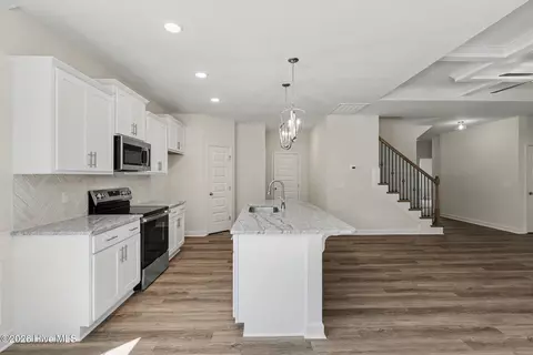 Entry Way - 213 Yardley Dr, Smithfield, NC 27577 photo 1 of 2