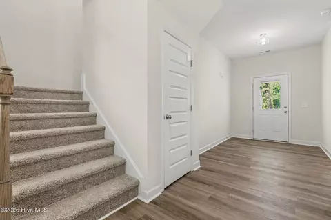 Entry Way - 213 Yardley Dr, Smithfield, NC 27577 photo 2 of 2