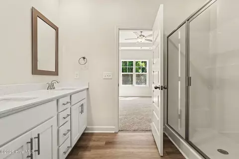 Bath - 213 Yardley Dr, Smithfield, NC 27577 photo 3 of 3
