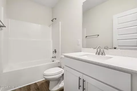 Bath - 213 Yardley Dr, Smithfield, NC 27577 photo 2 of 3