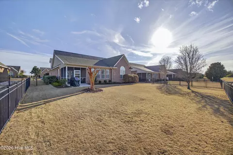 Exterior - 397 Highlands Dr, Hampstead, NC 28443 photo 6 of 10