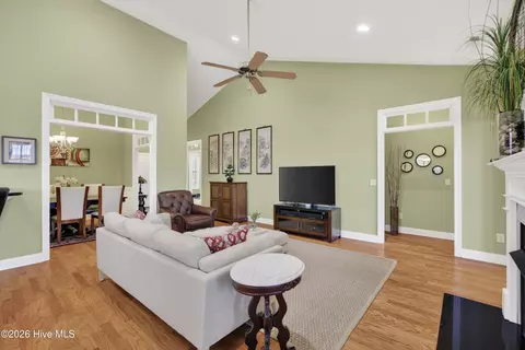 Living - 397 Highlands Dr, Hampstead, NC 28443 photo 3 of 4