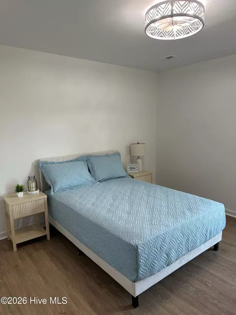 Bedroom - 2173 Rowan Rd, Clinton, NC 28328 photo 2 of 2