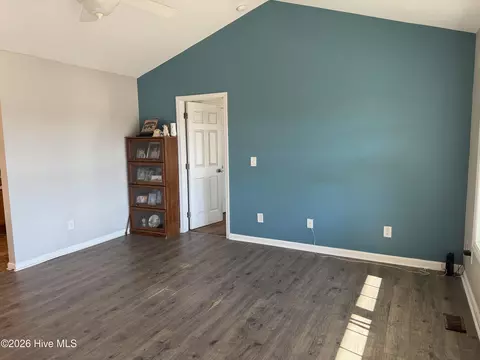 Living - 62 Cutoff Rd, Dunn, NC 28334 photo 3 of 3
