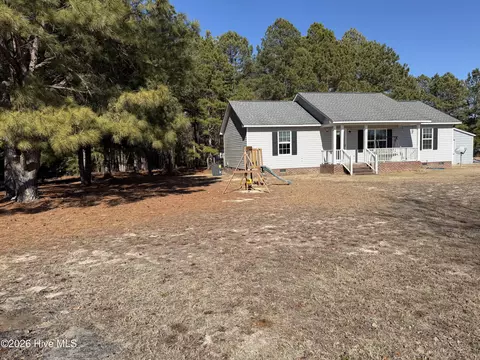 Exterior - 62 Cutoff Rd, Dunn, NC 28334 photo 2 of 3