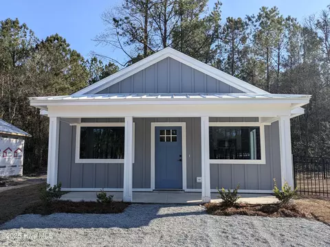 139 Long Pond Loop, Swansboro, NC 28584