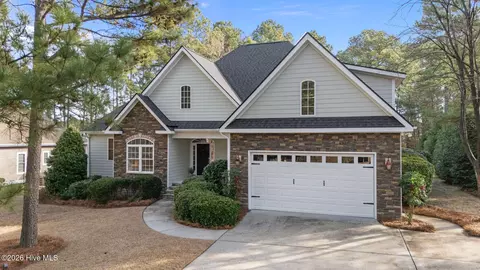 111 Hammerstone Cir, Whispering Pines, NC 28327
