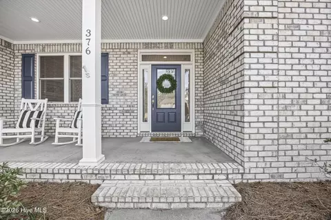 Exterior - 376 Crown Pointe Dr, Hampstead, NC 28443 photo 4 of 16