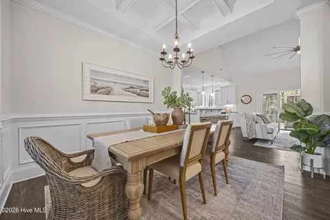 Dining - 376 Crown Pointe Dr, Hampstead, NC 28443 photo 2 of 3