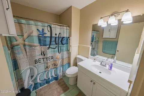 Bath - 212 W Kitty Hawk Rd, Kitty Hawk, NC 27949 photo 2 of 2