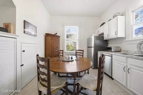 Dining - 303 E King St, Edenton, NC 27932 photo 1 of 6