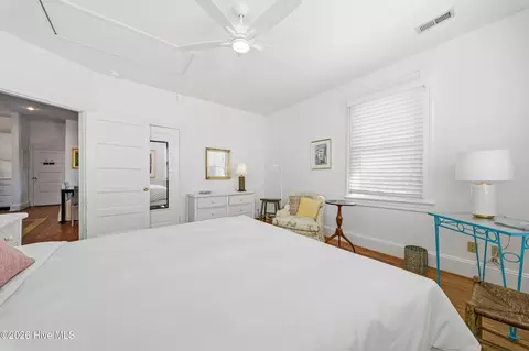 Bedroom - 303 E King St, Edenton, NC 27932 photo 7 of 9