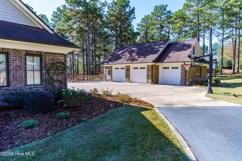 Exterior - 55 Cypress Point Dr, Pinehurst, NC 28374 photo 2 of 16