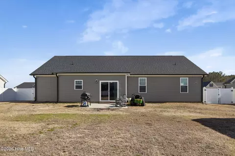 Exterior - 9084 Byron Ct, Bailey, NC 27807 photo 4 of 6