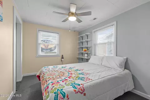 Bedroom - 404 Dobbs St, Atlantic Beach, NC 28512 photo 3 of 4