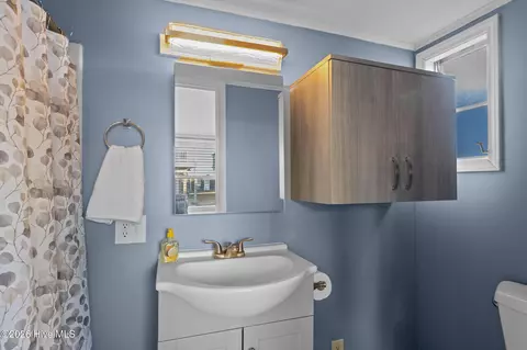 Bath - 404 Dobbs St, Atlantic Beach, NC 28512 photo 3 of 4