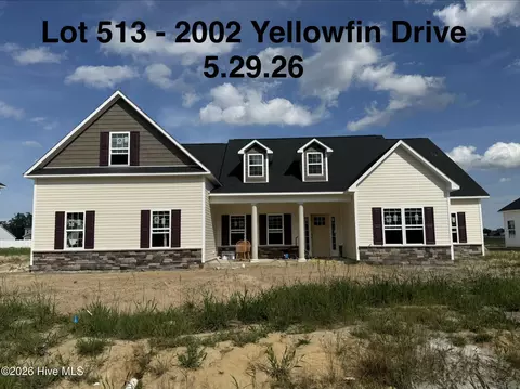 2002 Yellowfin Dr, New Bern, NC 28562