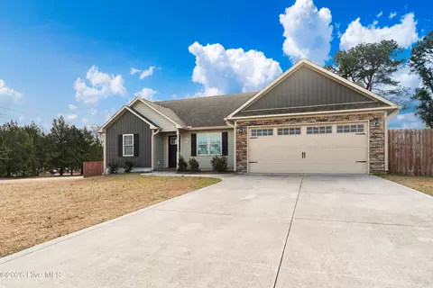 101 Chasity Way, Hubert, NC 28539