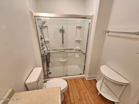 Bath - 7 Edgewater Dr, Smithfield, NC 27577 photo 2 of 7