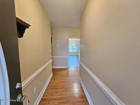 Entry Way - 7 Edgewater Dr, Smithfield, NC 27577 photo 1 of 2