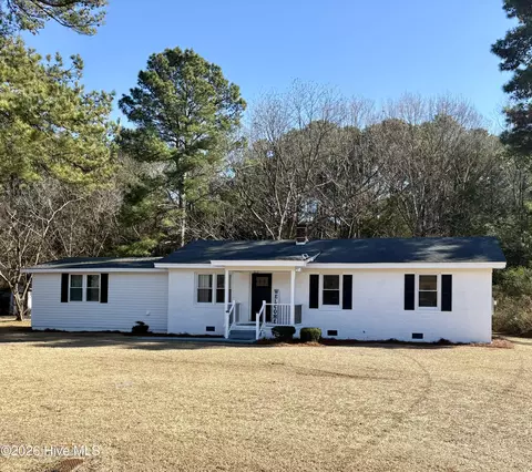 1508 Airport Rd NE, Pikeville, NC 27863