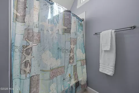 Bath - 214 Sandfiddler E, Emerald Isle, NC 28594 photo 5 of 5