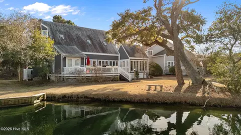 Exterior - 214 Sandfiddler E, Emerald Isle, NC 28594 photo 6 of 7
