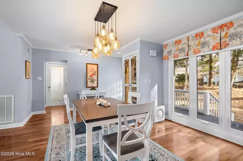 Dining - 214 Sandfiddler E, Emerald Isle, NC 28594 photo 5 of 5