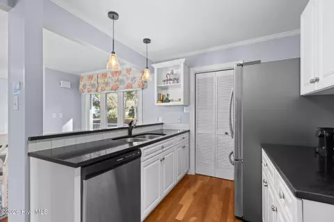 Kitchen - 214 Sandfiddler E, Emerald Isle, NC 28594 photo 3 of 4