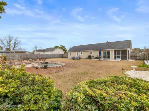Exterior - 327 Buckhead Rd, Hubert, NC 28539 photo 7 of 15