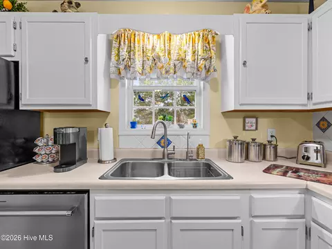 Kitchen - 327 Buckhead Rd, Hubert, NC 28539 photo 5 of 5