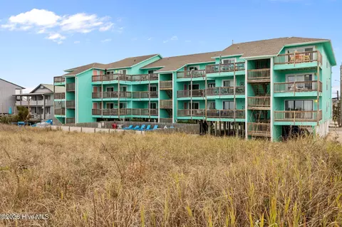 418 N Carolina Beach Ave N #2C, Carolina Beach, NC 28428