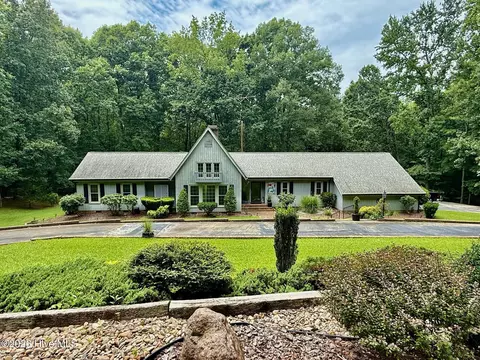 102 W Beaver Creek Rd, Wadesboro, NC 28170