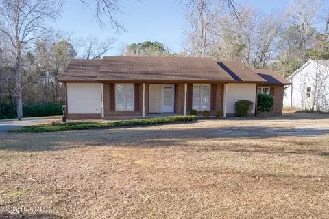 1287 Mount Pleasant Rd, Swansboro, NC 28584