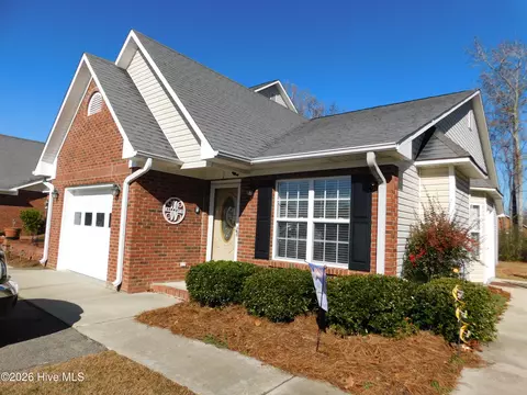 14980 Kenwyn Dr #D, Laurinburg, NC 28352