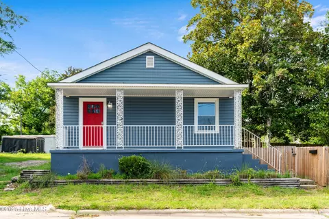 917 Wooster St, Wilmington, NC 28401