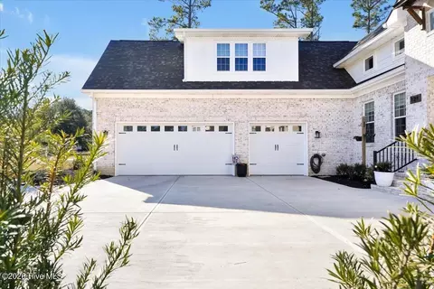 121 Summerset Lndg, Hampstead, NC 28443