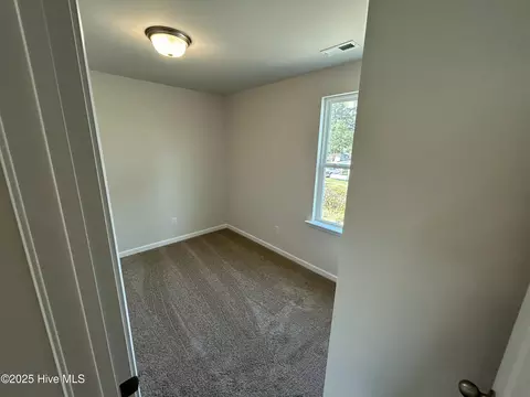 Bedroom - 112 Oneal Dr, Washington, NC 27889 photo 6 of 7