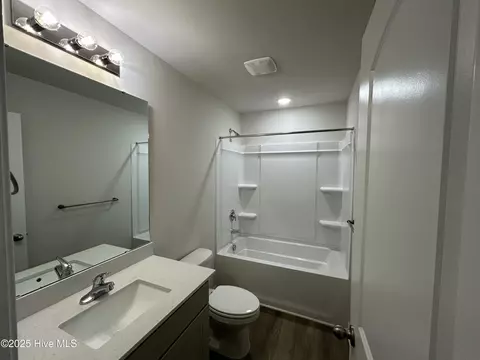 Bath - 108 Oneal Dr, Washington, NC 27889 photo 5 of 5