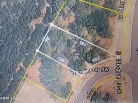 7407 Donegal Cir SW, Sunset Beach, NC 28468