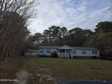 110 Southwest Dr, Newport, NC 28570